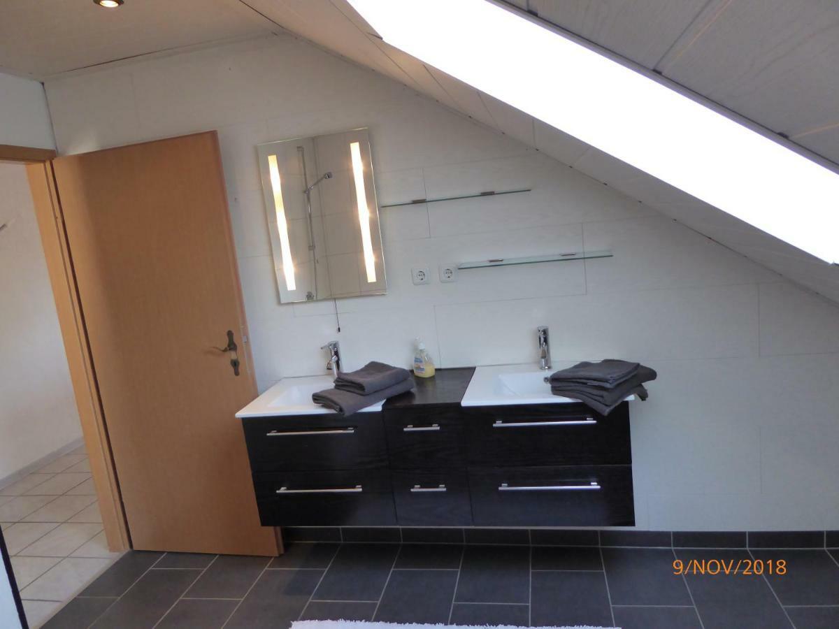 Monteurwohnung - Ferienwohnung Naehe Limburg An Der Lahn Flacht Екстер'єр фото